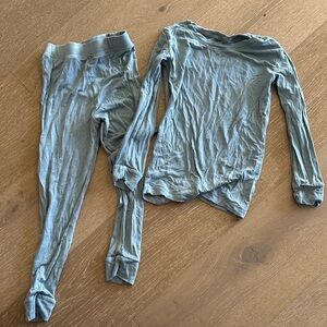 Little Sleepies 2 piece long sleeved pj set